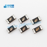 1206封裝0.5A/13.2VSMD自恢復保險絲詳細規(guī)格型號